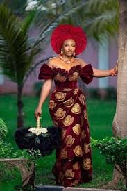 Lady full Isi agu